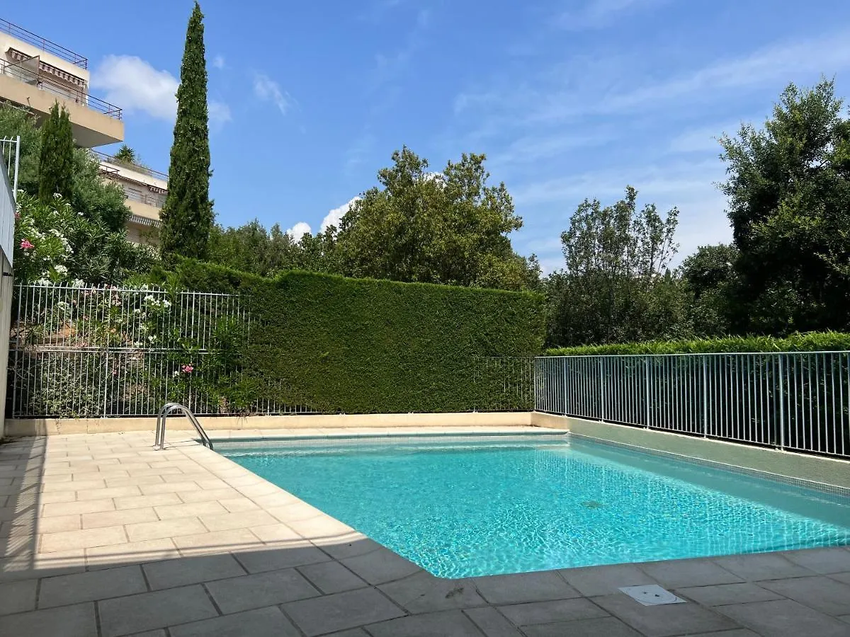 La Villa Ondine - Spacieux Appartement Sur Les Collines Nicoises - Piscine - 2 Parkings - Clim - Wifi Ницца